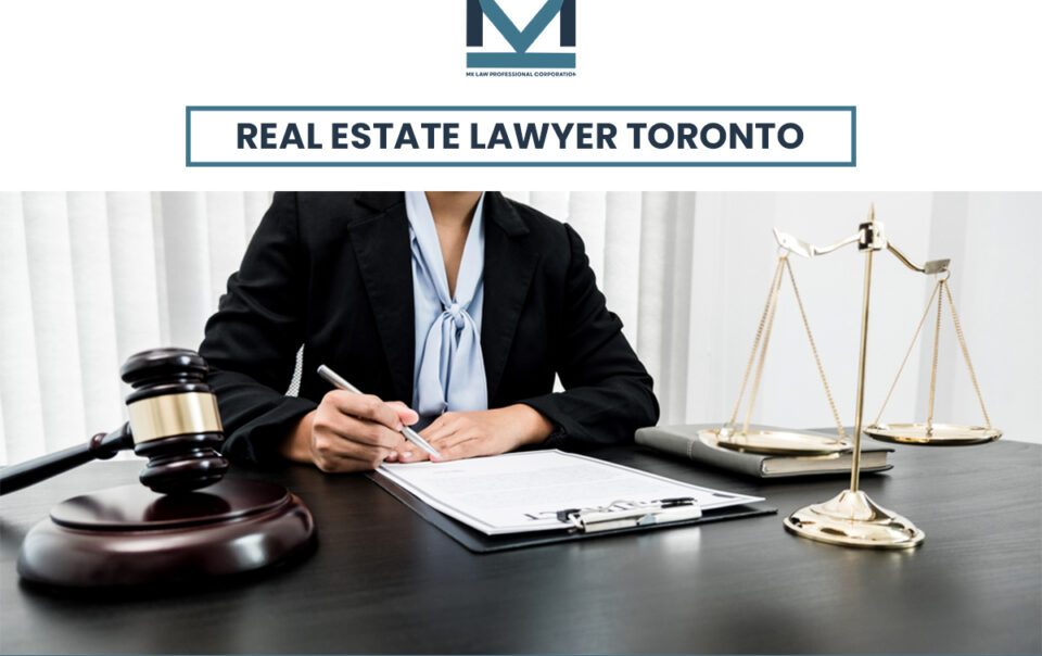 Real estate lawyer